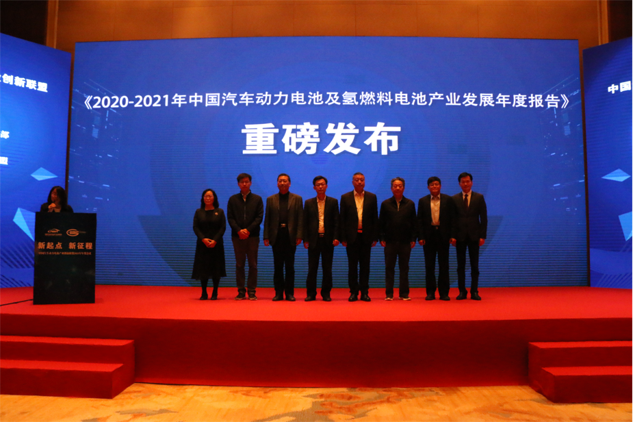 有研故事《從黨史中汲取奮進(jìn)力量 用心走好三步路》入選《中央企業(yè)“慶百年、愛(ài)企業(yè)、獻(xiàn)良策、做貢獻(xiàn)”主題活動(dòng)優(yōu)秀征文匯編》