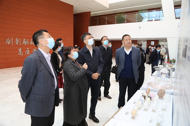 全國總工會黨組書記、副主席、書記處第一書記陳剛到有研集團(tuán)走訪調(diào)研